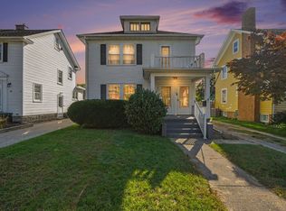 532 Godfroy Ave, Monroe, MI 48162