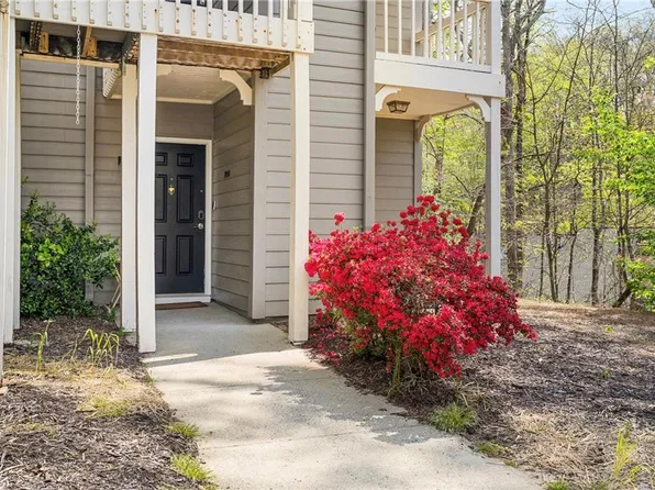 1100 Camden Ct, Sandy Springs, GA 30327
