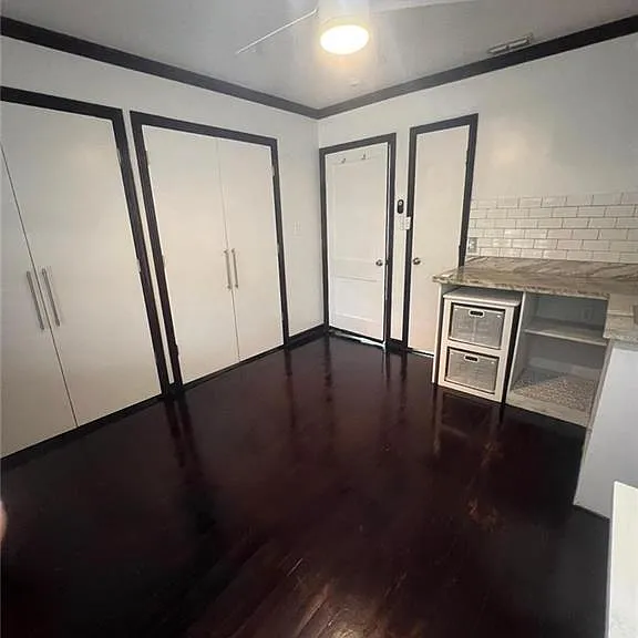1808 N Broadway St — Photo 28