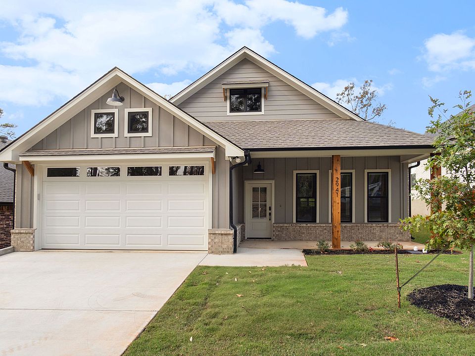 1st image of 2941 Medina Dr