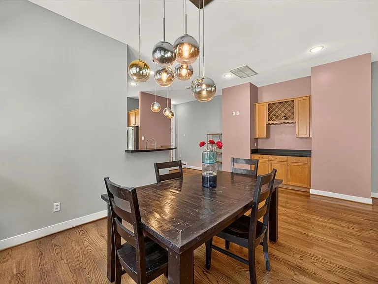 6016 Truro St — Photo 13