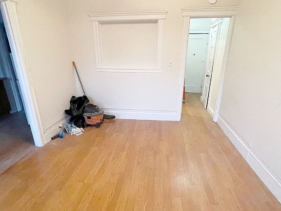 3rd image of 30-40 32nd St #3FF