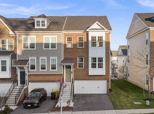 8312 Meadowood Dr, Hanover, MD