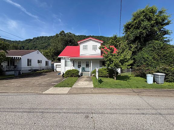 4th image of 215 5th Ave