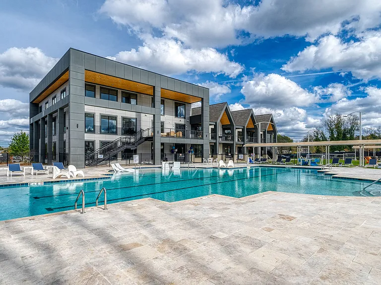 Blu South - Pool