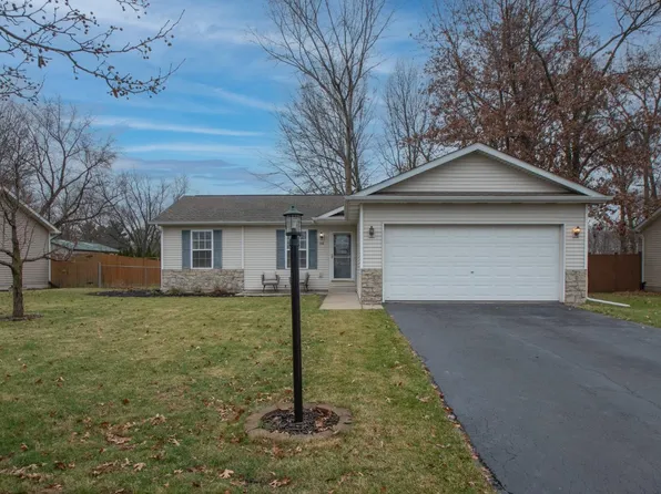 358 Marilyn Rd, Burns Harbor, IN 46304