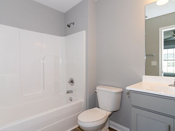 2nd image of 139 Bellbrook Ln #2