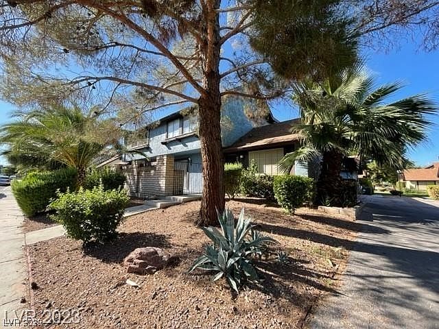 1st image of 4488 Del Oro Dr