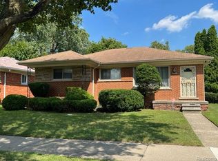 21600 NW Westhampton St, Oak Park, MI 48237