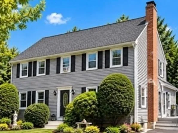 219 Fernwood Dr, Gardner, MA 01440