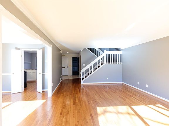 5th image of 3521 Traskwood Cir