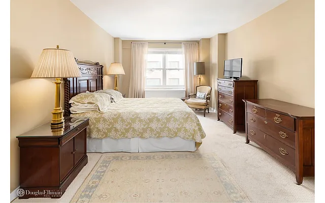 Sold by Douglas Elliman | media 23