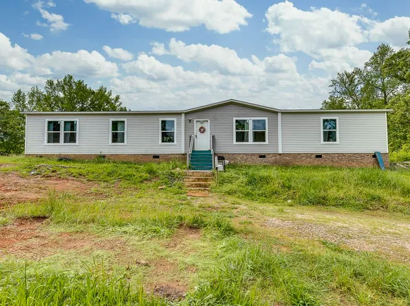 230 Spring St, Enoree, SC 29335