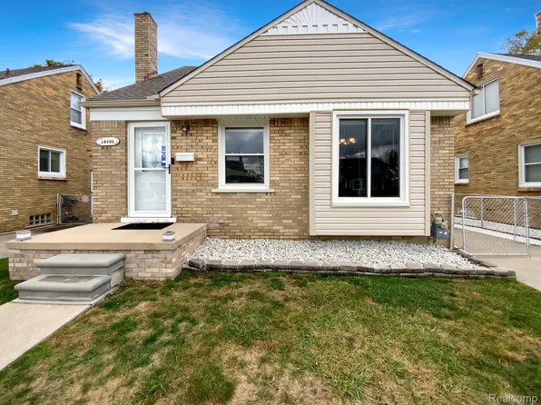 14592 Oconnor Ave, Allen Park, MI 48101