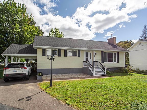 2nd image of 2 McKenzie Dr