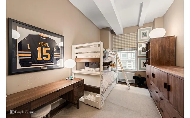 Sold by Douglas Elliman | media 8