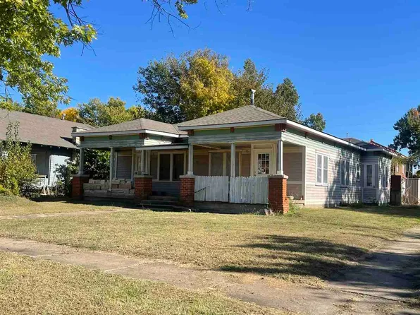 127 S Palm St, Ponca City, OK 74601