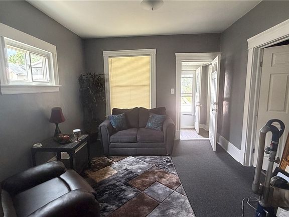 5th image of 2193 W 104th St