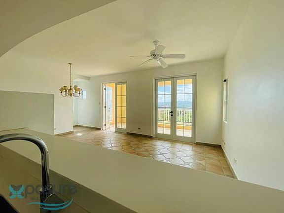 5th image of 1000 Avenue El Conquistador Las Casitas Vlg #I-77