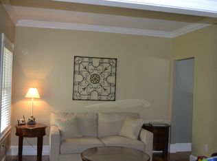 9 Hosley Rd, Ashburnham, MA 01430