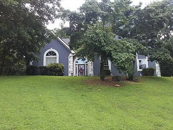 6475 Blue Creek Ct, Douglasville, GA 30135