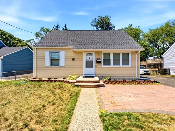 2697 Woodbridge Ave, Edison, NJ 08817
