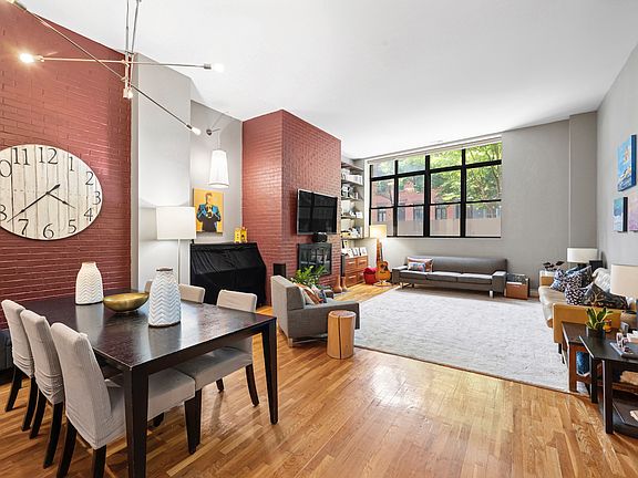 3rd image of 247 W 12th St APT 1D