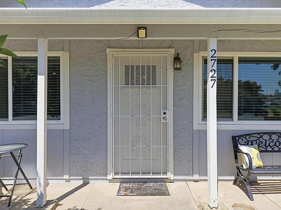 5th image of 2727 Apricot St