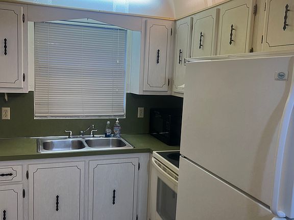 5th image of 2521 Cleveland St #1