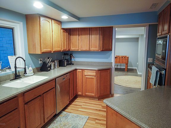 5th image of 50001 W Lakeshore Dr