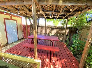 223 Hood Dr, Cedar Hill, TX 75104