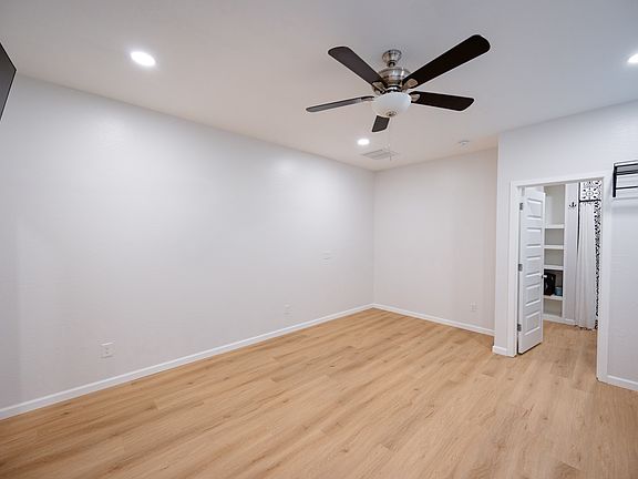 3rd image of 1270 W Carlsbad Dr #2