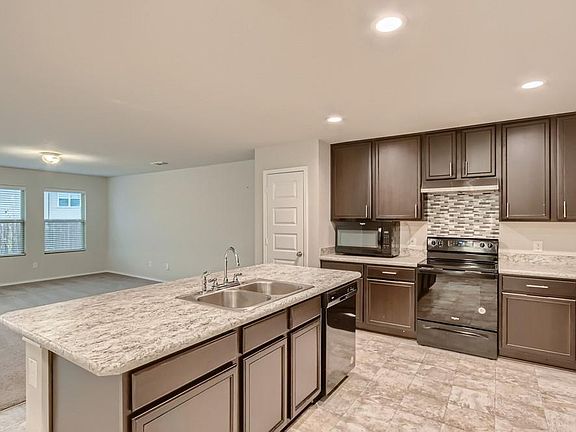 3rd image of 6224 Jackstaff Dr