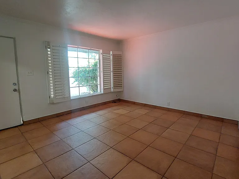 1520 W Mulberry Dr #1520 — Photo 5