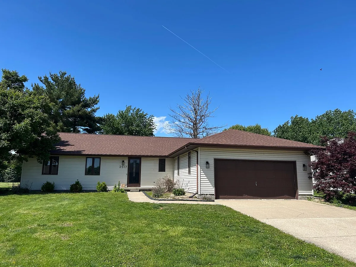 Building Photo - 2517 Winfield Dr