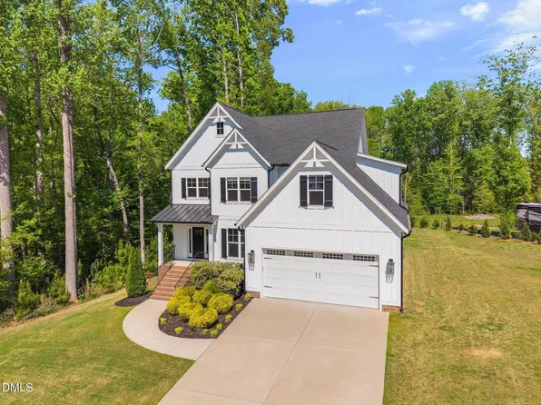 5221 Stream Bank Ct, Raleigh, NC 27603