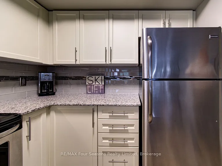 4 Brandy Lane Dr #108 — Photo 9