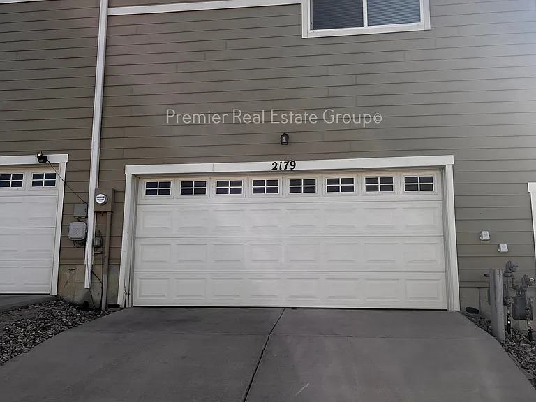 2179 Saint Claire Park Aly — Photo 16
