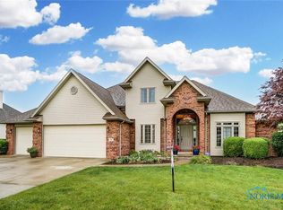 735 Meadowview Dr, Findlay, OH 45840