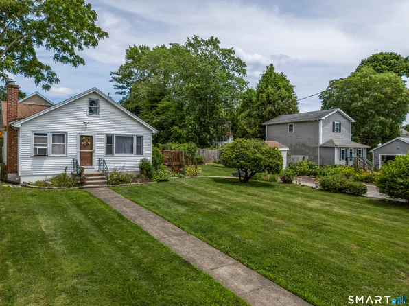 58 Vivian Street, Waterford, CT 06385