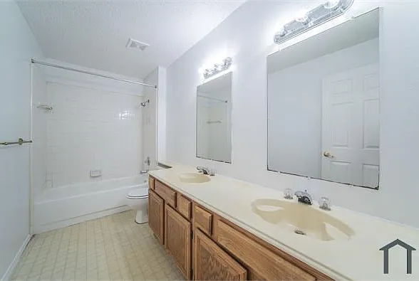 2500 Country Creek Ln — Photo 19