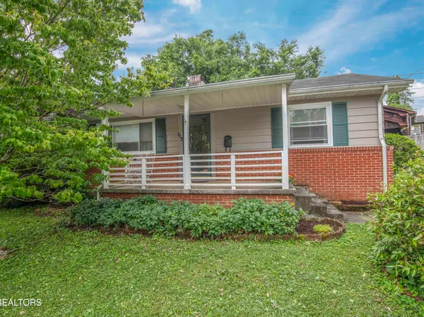 113 E Price Rd, Oak Ridge, TN 37830