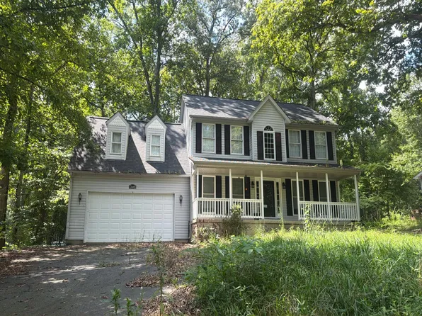 3608 Lakeview Pkwy, Locust Grove, VA 22508