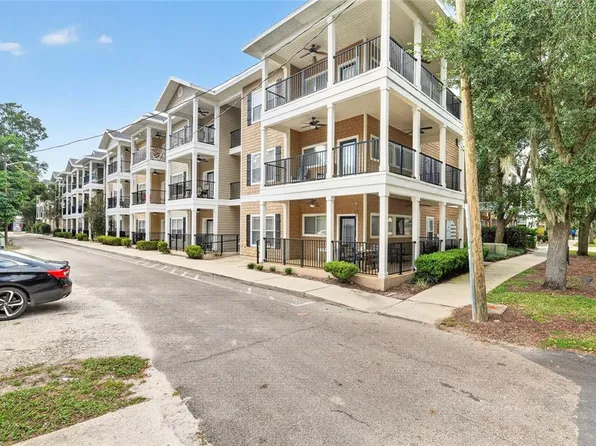 1440 NW 3RD PLACE #305, GAINESVILLE, FL 32603