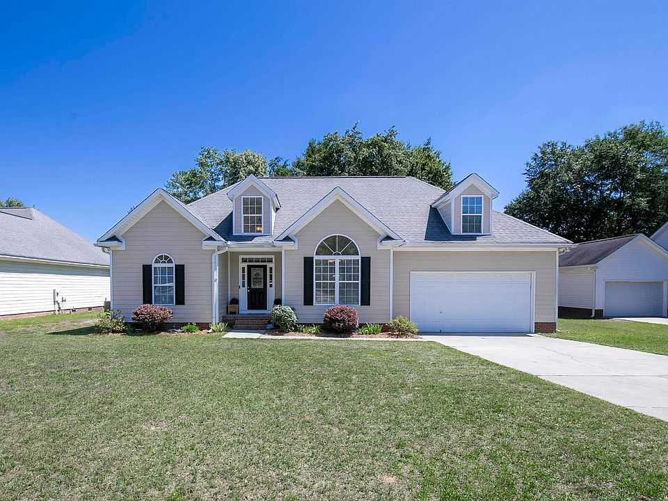 1st image of 28 Heatherwood Dr
