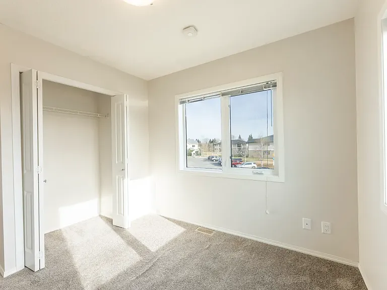 7 Bayside Pl #103 — Photo 11