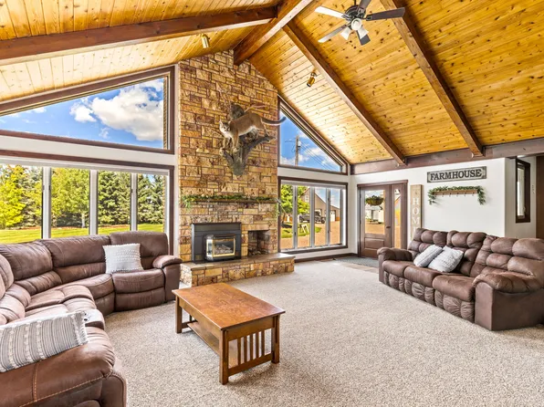 351 6th Ln NE, Fairfield, MT 59436