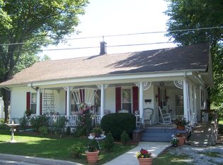 107 E Logan St, Argos, IN 46501