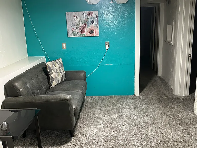 1255 S Dale Ct — Photo 6