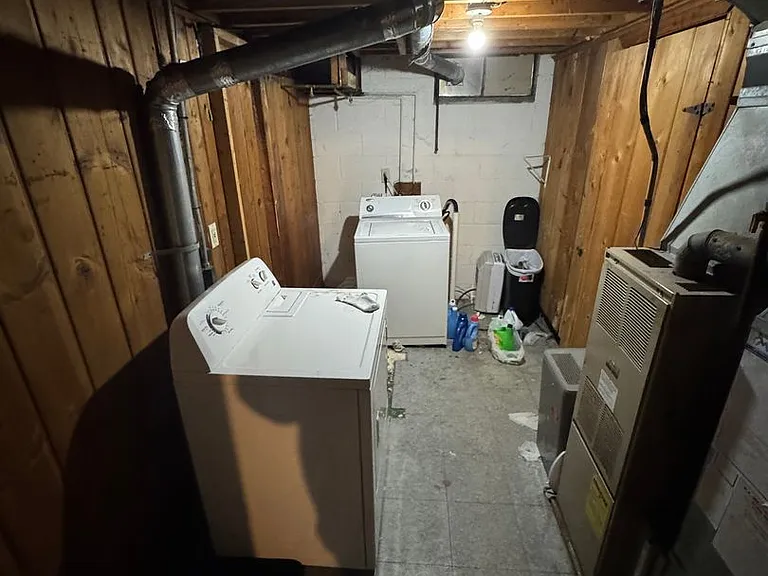 568 Spartan Ave — Photo 3